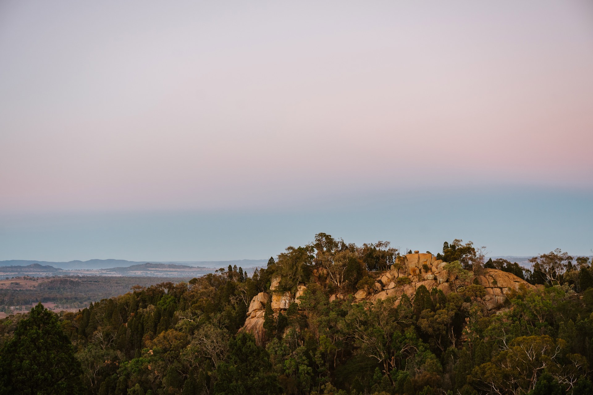 Sunset over the ridge and valley